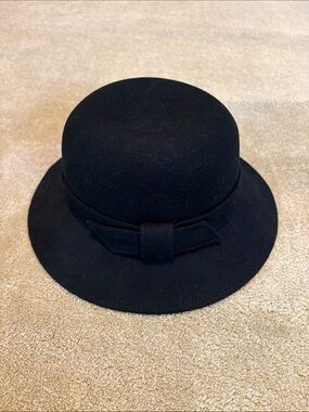 Christian Siriano New York Classic Black Wool Bowler Hat with Bow Trim